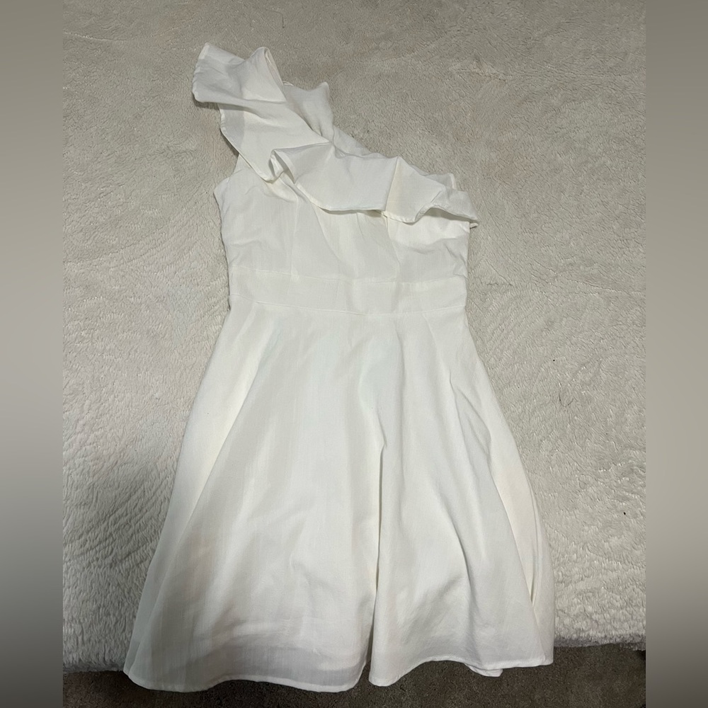One shoulder white skater style dress. Never worn